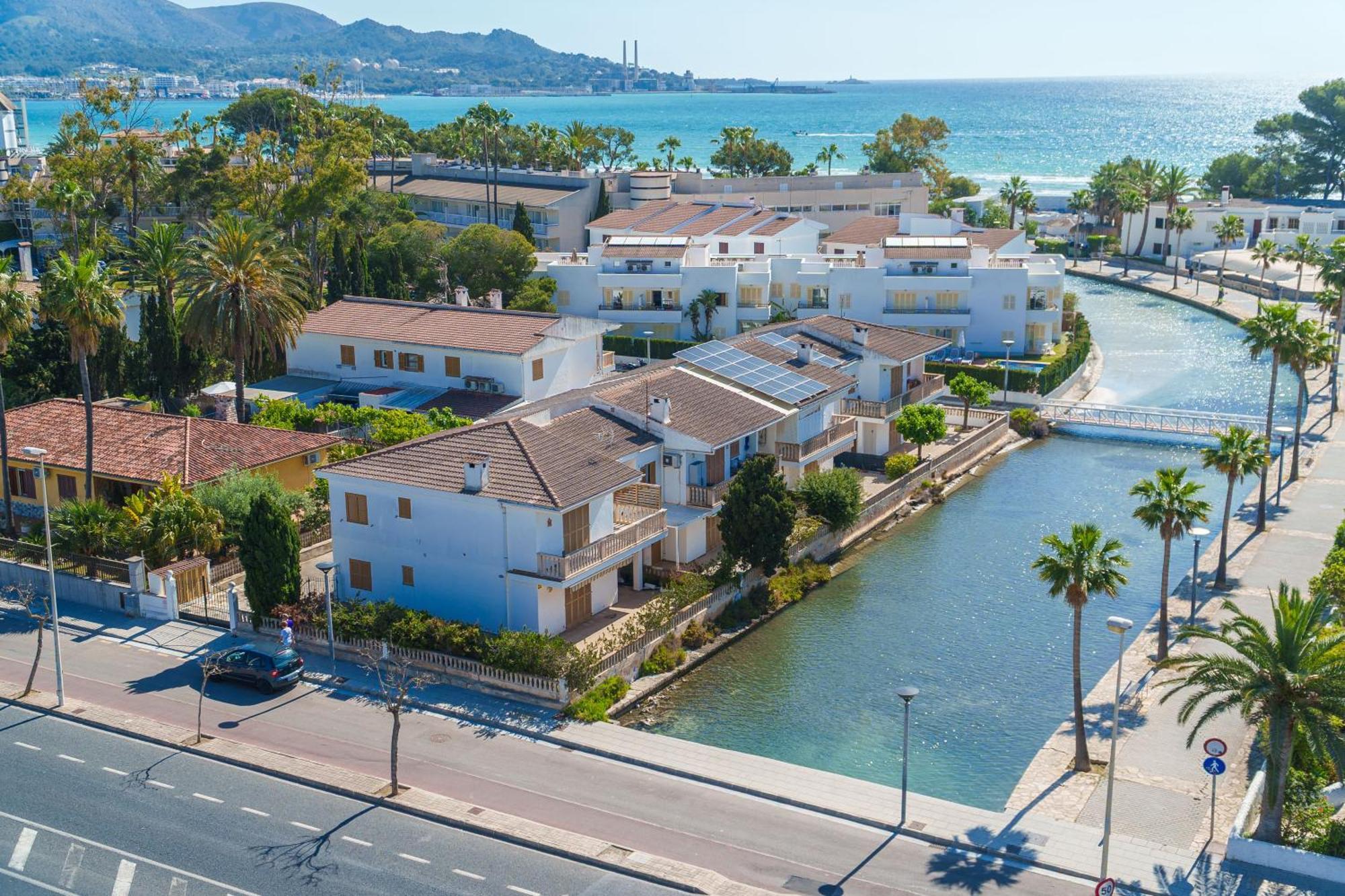 Apartment The Shell Ii, Beach Views And Pool 알쿠디아 외부 사진
